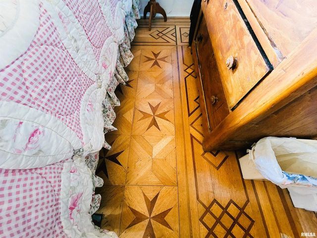 122 W SOUTH Street, Geneseo, IL 61254