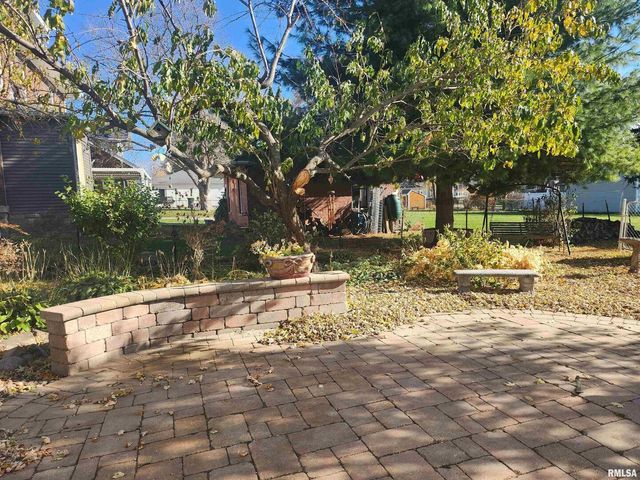 122 W SOUTH Street, Geneseo, IL 61254