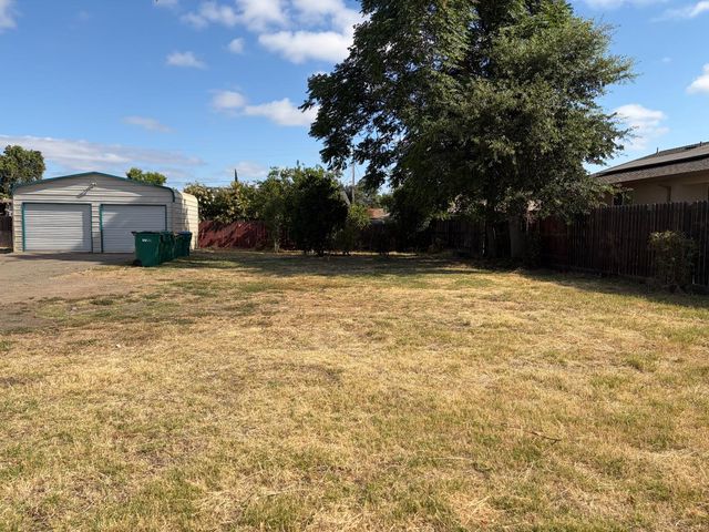 2555 E Miner Ave, Stockton, CA 95205