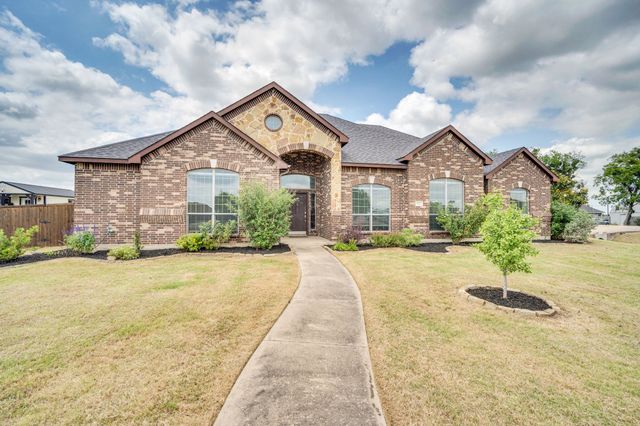 100 Windsor Circle, Waxahachie, TX 75165