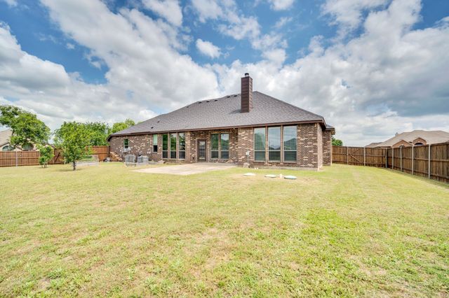 100 Windsor Circle, Waxahachie, TX 75165