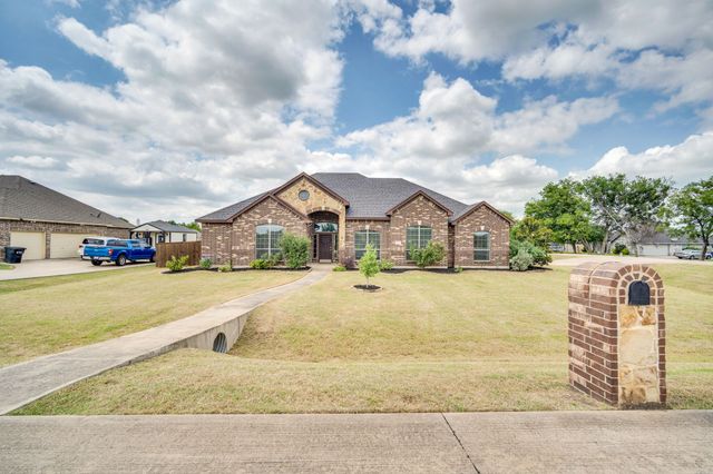 100 Windsor Circle, Waxahachie, TX 75165