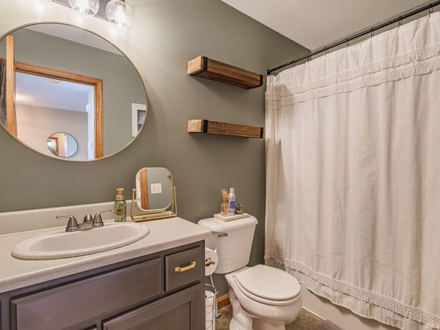 2806 Rivulet Run, Fort Wayne, IN 46818