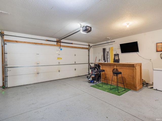 2806 Rivulet Run, Fort Wayne, IN 46818