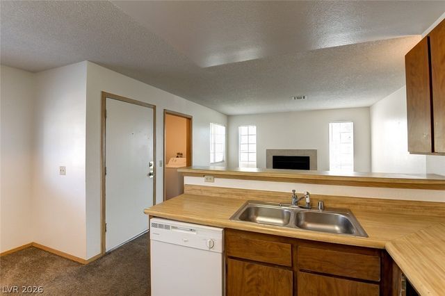 2777 Aarondavid Drive, Las Vegas, NV 89121