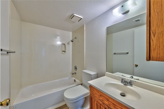 2777 Aarondavid Drive, Las Vegas, NV 89121