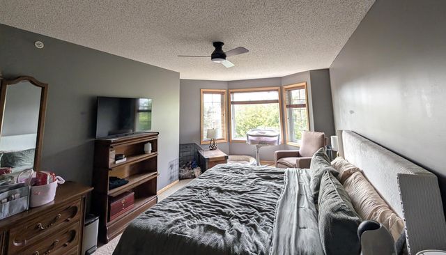 8391 Townsend Drive, Eden Prairie, MN 55344
