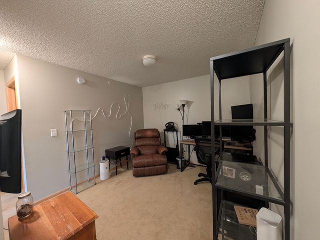 8391 Townsend Drive, Eden Prairie, MN 55344