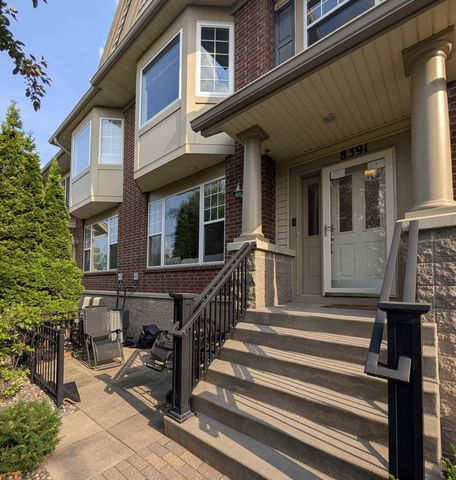 8391 Townsend Drive, Eden Prairie, MN 55344