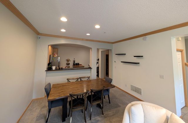 8391 Townsend Drive, Eden Prairie, MN 55344