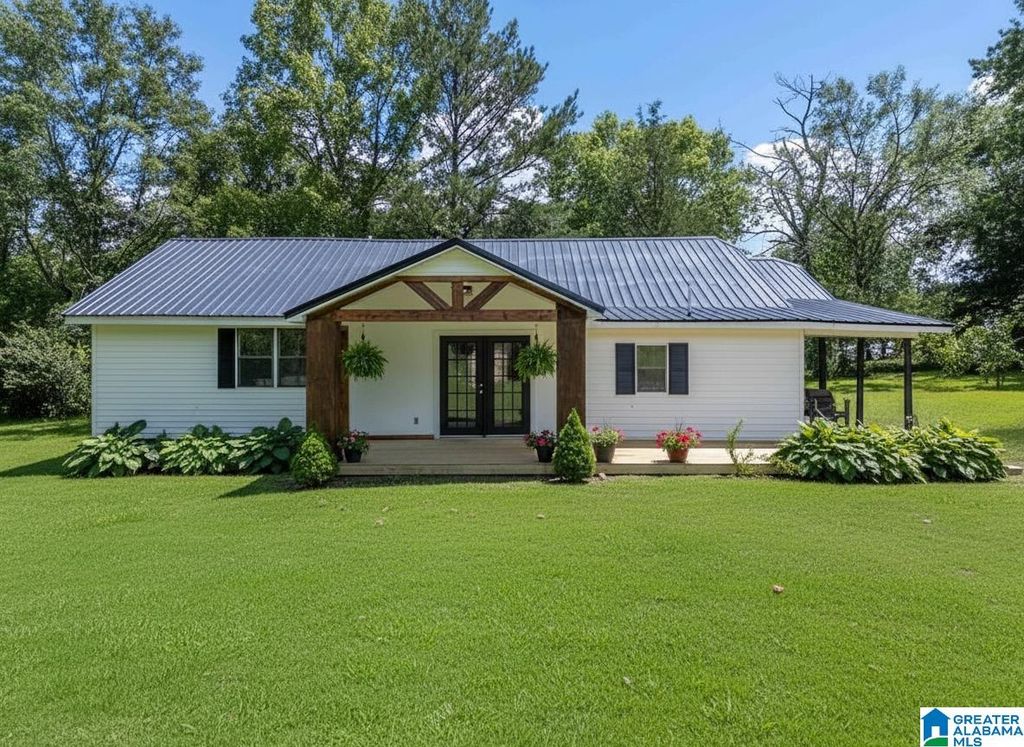 1890 NISBET LAKE ROAD, Jacksonville, AL 36265