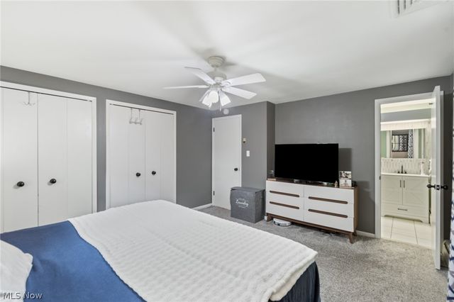 7033 Shaner Drive, Walton Hills, OH 44146