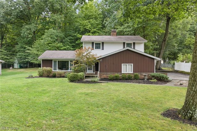 7033 Shaner Drive, Walton Hills, OH 44146