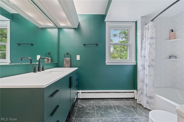 7033 Shaner Drive, Walton Hills, OH 44146