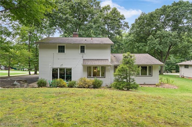 7033 Shaner Drive, Walton Hills, OH 44146