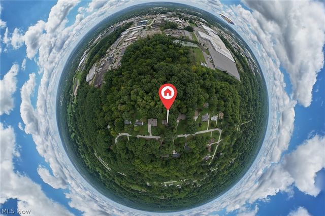 7033 Shaner Drive, Walton Hills, OH 44146