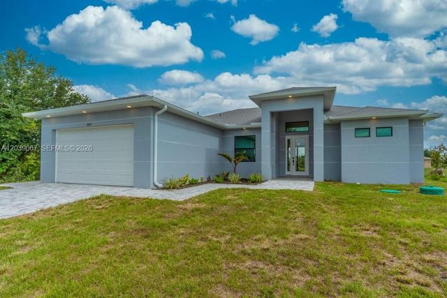 5054 Benton St, Lehigh Acres, FL 33971
