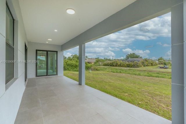 5054 Benton St, Lehigh Acres, FL 33971