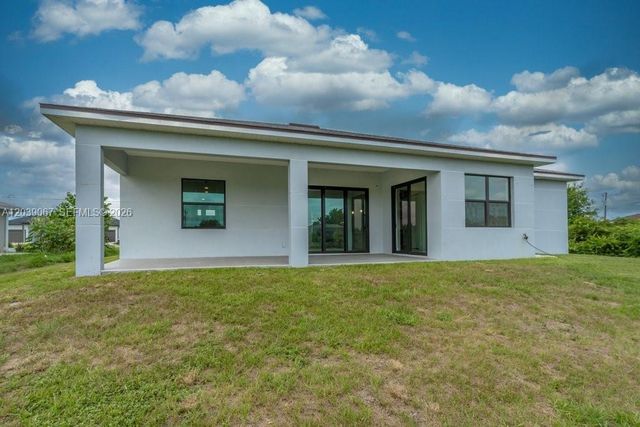 5054 Benton St, Lehigh Acres, FL 33971