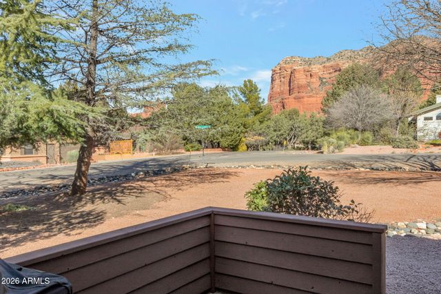 10 BROKEN LANCE Circle, Sedona, AZ 86351
