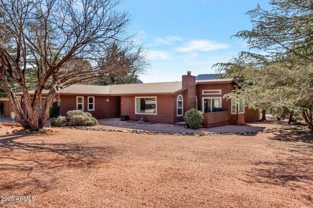 10 BROKEN LANCE Circle, Sedona, AZ 86351
