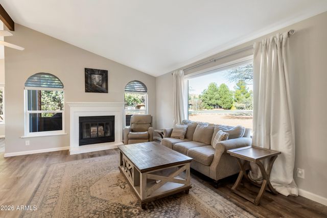 10 BROKEN LANCE Circle, Sedona, AZ 86351