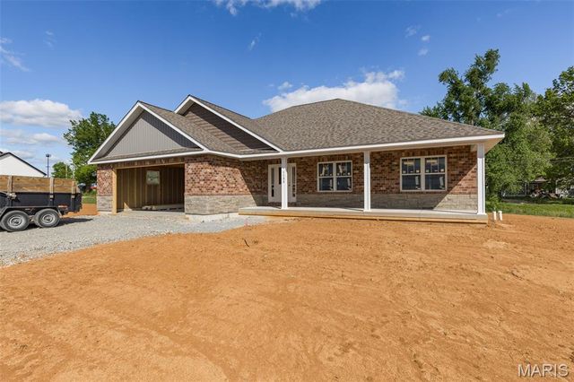 1133 Bell Mountain Drive, Farmington, MO 63640