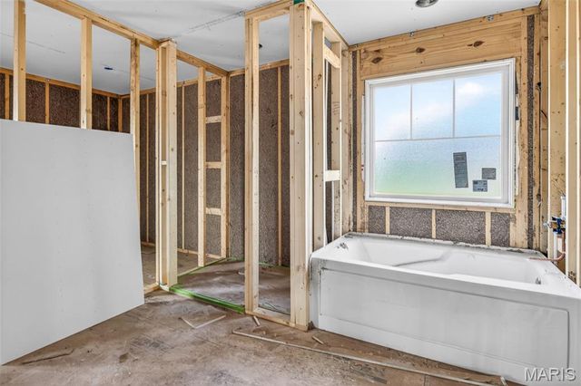 1133 Bell Mountain Drive, Farmington, MO 63640