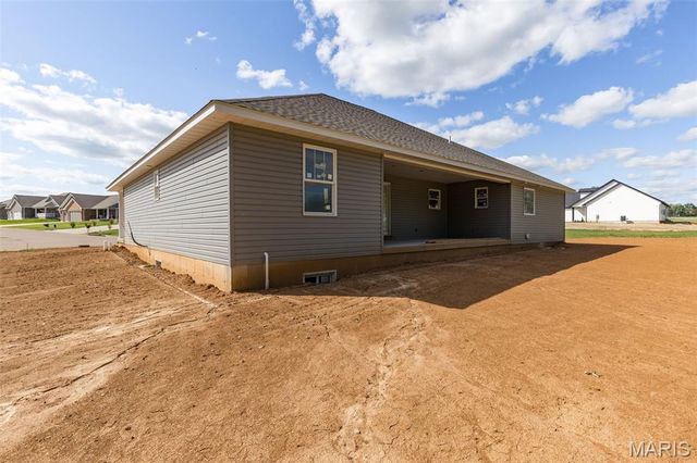 1133 Bell Mountain Drive, Farmington, MO 63640