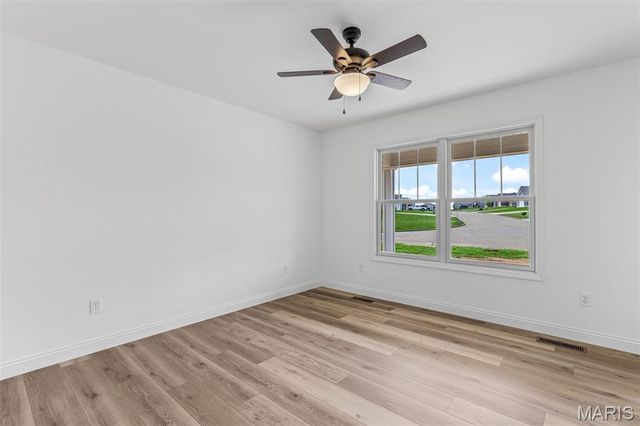1133 Bell Mountain Drive, Farmington, MO 63640