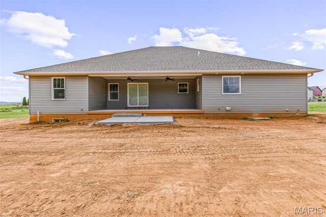 1133 Bell Mountain Drive, Farmington, MO 63640