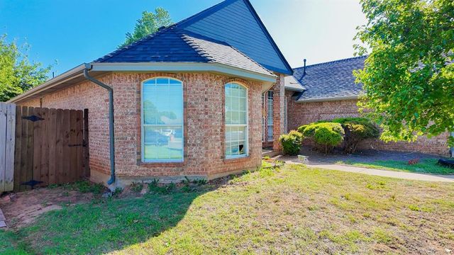 8212 NW 83rd Street, Oklahoma City, OK 73132
