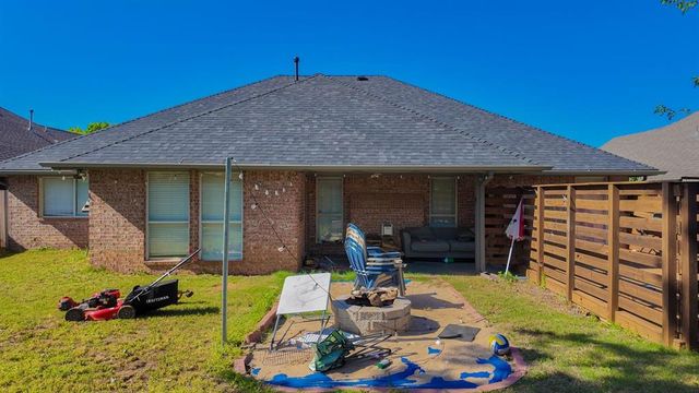 8212 NW 83rd Street, Oklahoma City, OK 73132