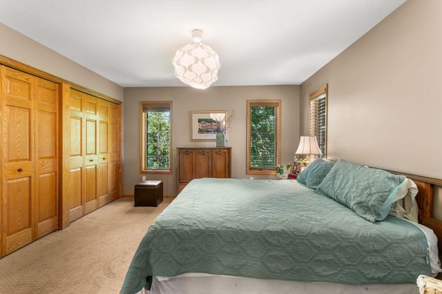 2633 Golf View Drive, River Falls, WI 54022