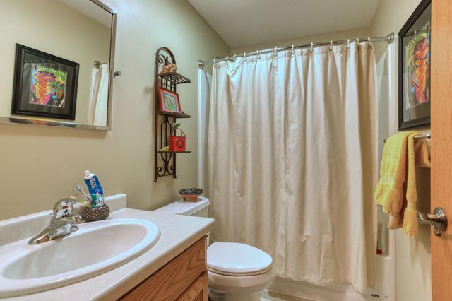 2633 Golf View Drive, River Falls, WI 54022