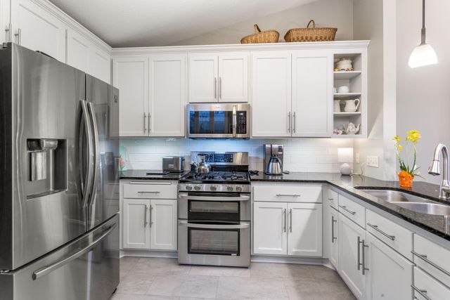 2633 Golf View Drive, River Falls, WI 54022