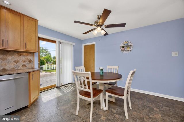 318 NORTHVIEW AVE, Telford, PA 18969