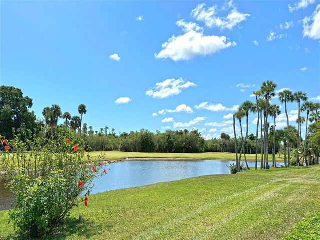 12 Vista Gardens Trail 204, Vero Beach, FL 32962