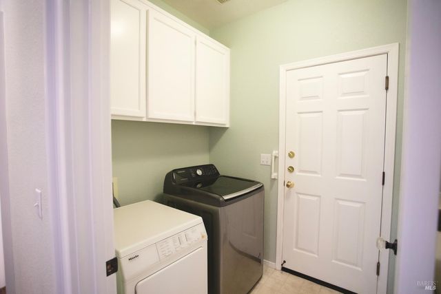 4604 Parktrail Ct, Santa Rosa, CA 95405