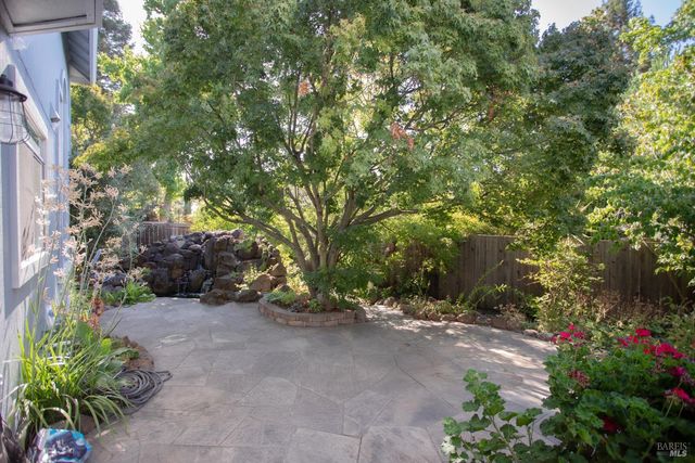 4604 Parktrail Ct, Santa Rosa, CA 95405