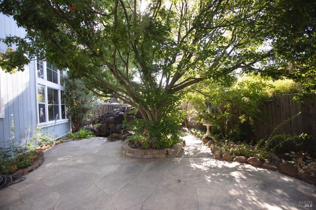 4604 Parktrail Ct, Santa Rosa, CA 95405