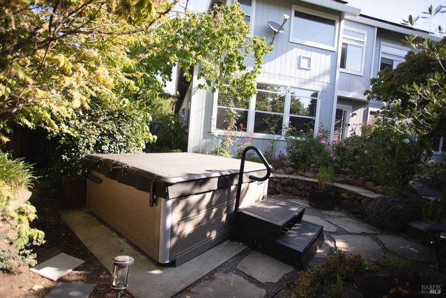 4604 Parktrail Ct, Santa Rosa, CA 95405