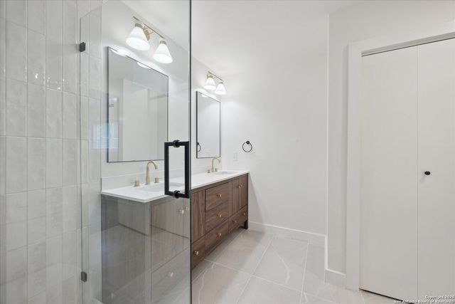 206 Trafalgar, San Antonio, TX 78216
