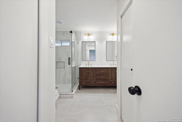 206 Trafalgar, San Antonio, TX 78216