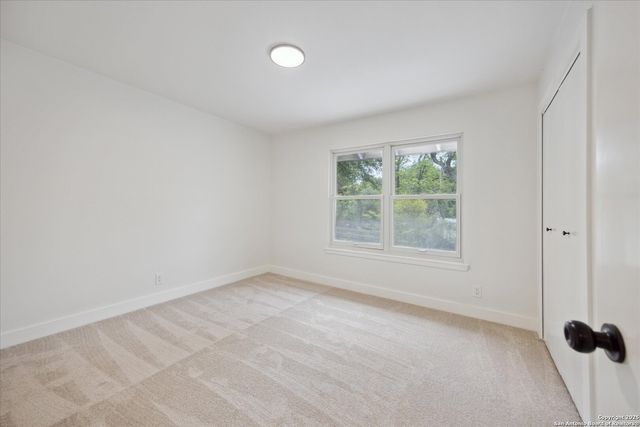 206 Trafalgar, San Antonio, TX 78216