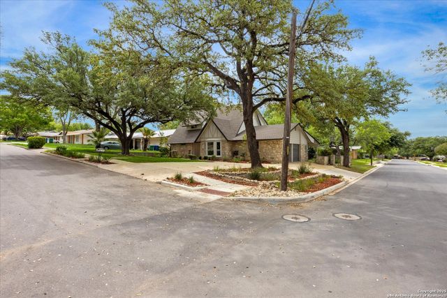 206 Trafalgar, San Antonio, TX 78216