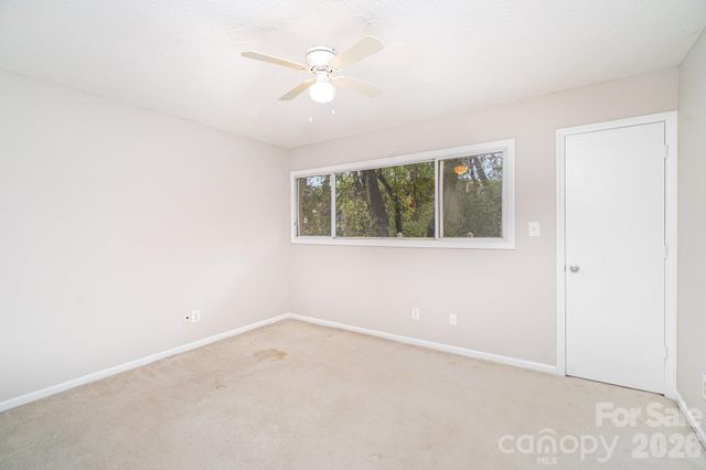 8005 Horse Chestnut Lane, Charlotte, NC 28277