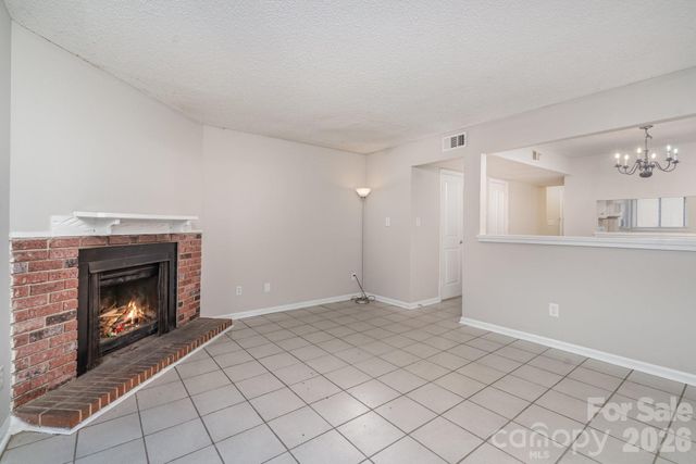 8005 Horse Chestnut Lane, Charlotte, NC 28277