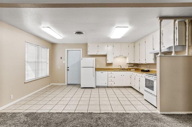 112 N Imperial Drive, Denison, TX 75020