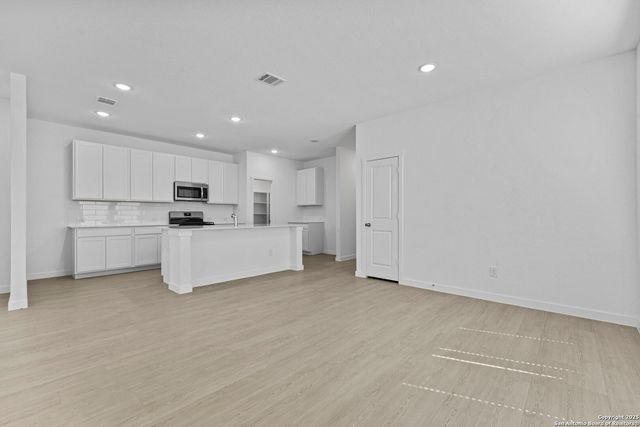 1221 Twisted Creek, New Braunfels, TX 78130